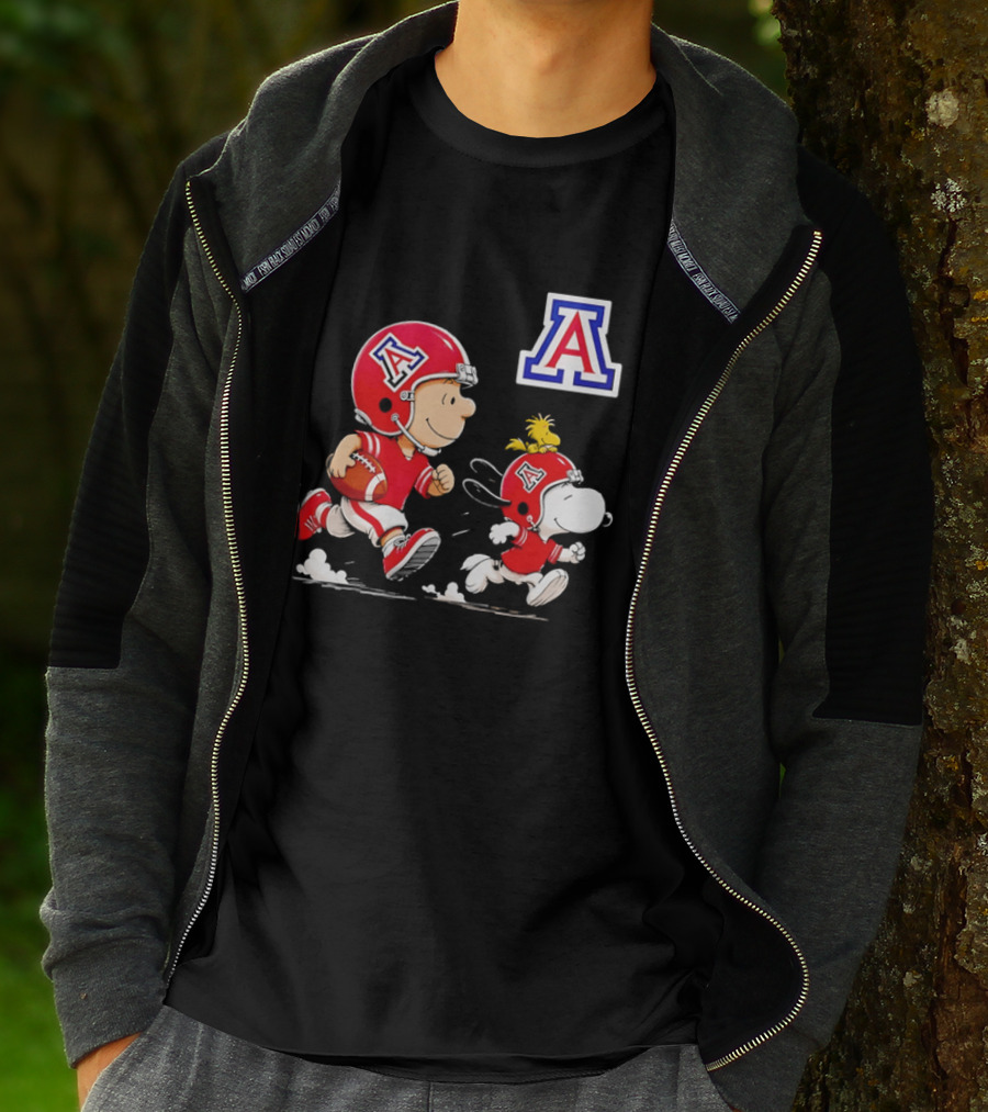 Peanuts Characters Football Arizona Wildcats Team Helmets And Jerseys T-Shirt