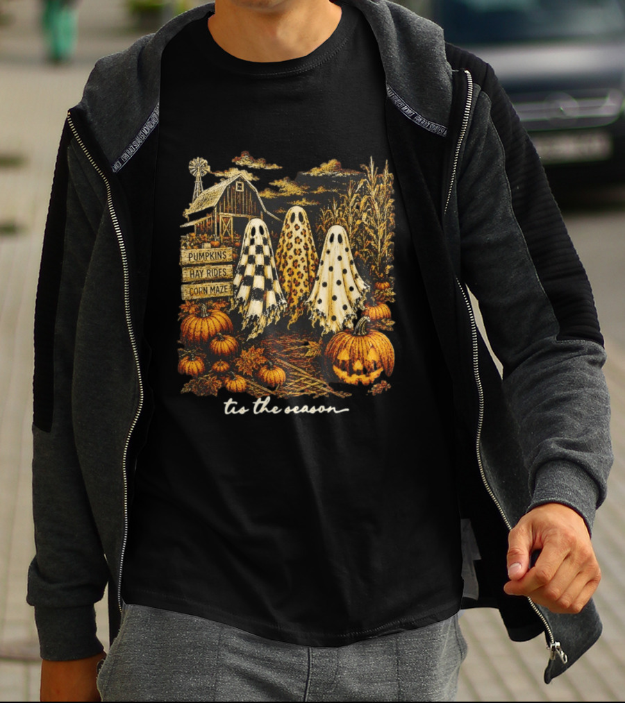 Tis The Season Halloween Ghosts Trio Pumpkins Hay Rides Corn Maze Spooky Autumn T-Shirt