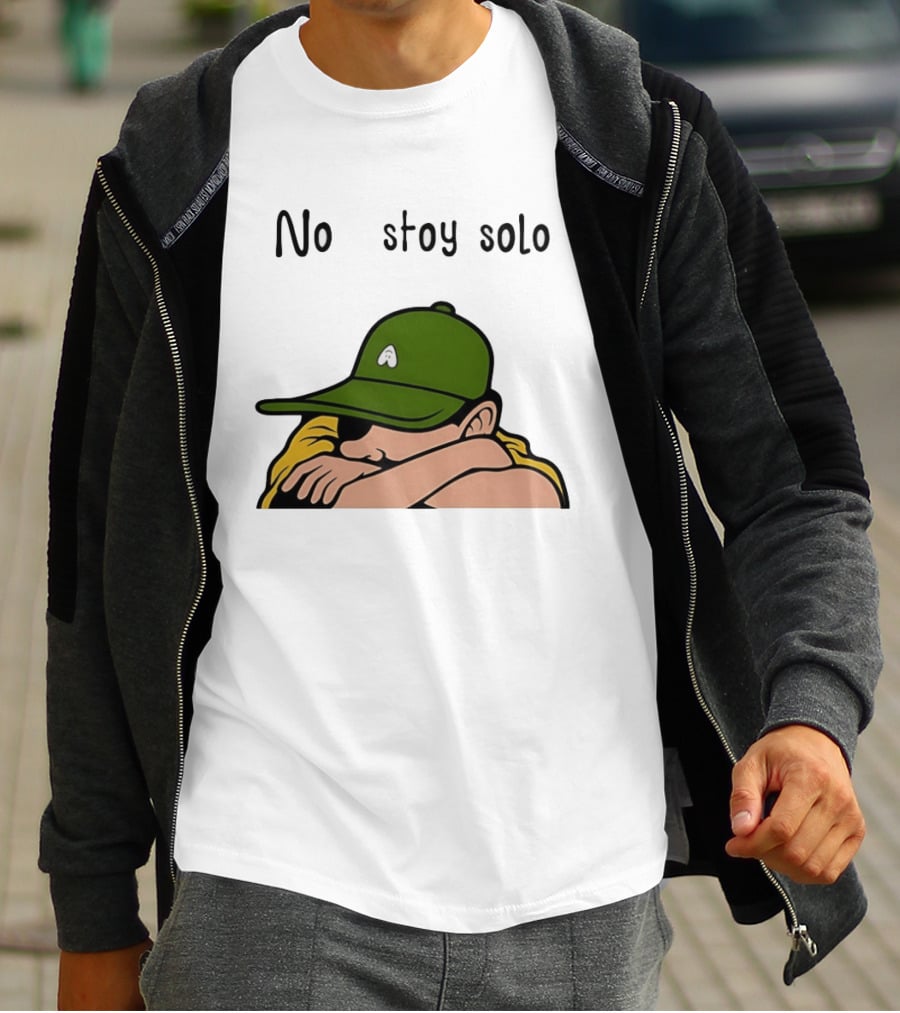 No Estoy Solo Anime Boy In Green Hat And Yellow T-Shirt