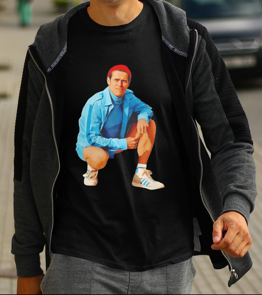 Willem Dafoe Meme Red Beanie Blue Tracksuit Squatting Pose T-Shirt