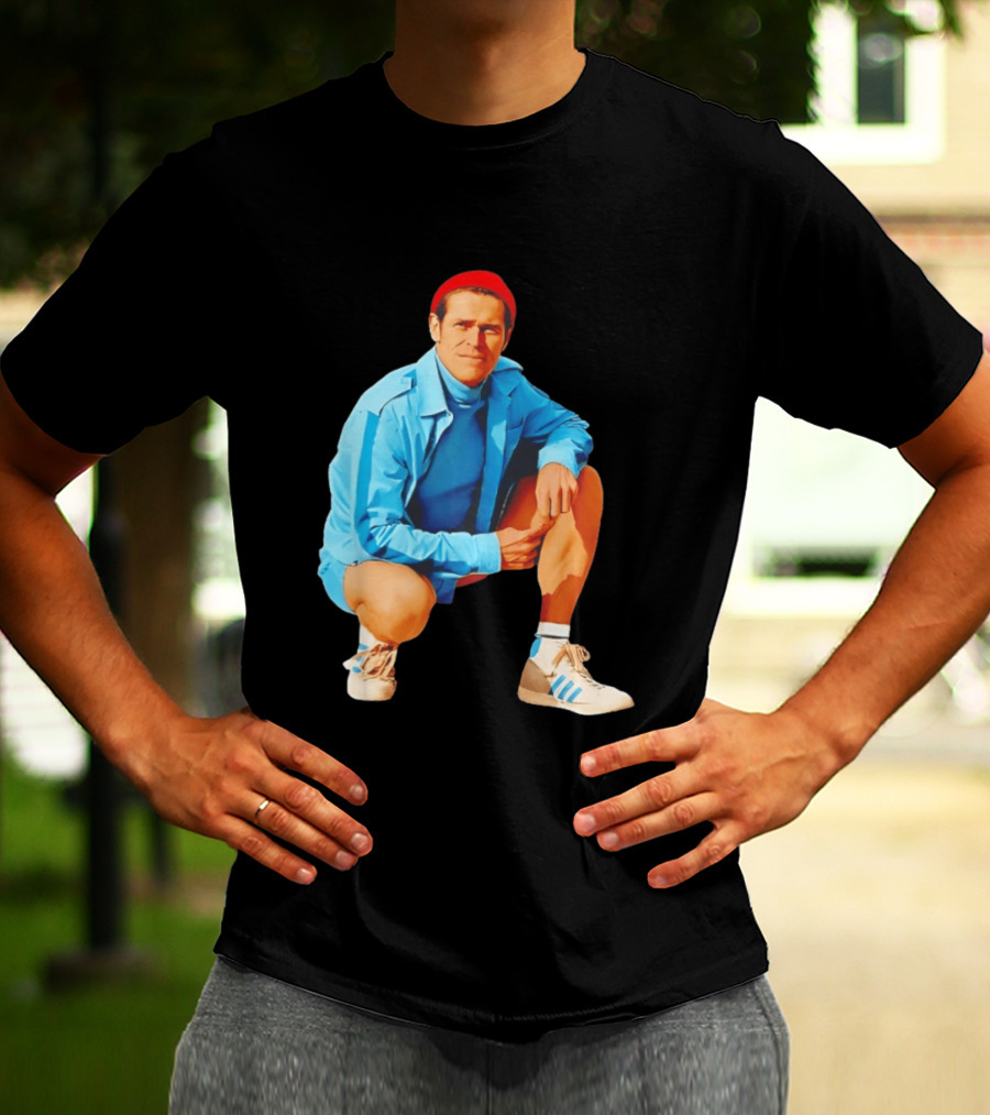 Willem Dafoe Meme Red Beanie Blue Tracksuit Squatting Pose T-Shirt