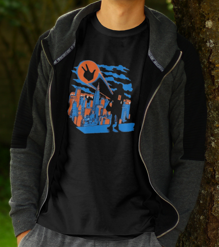 New York Knicks Jalen Brunson NYC Skyline Hero Hand T-Shirt