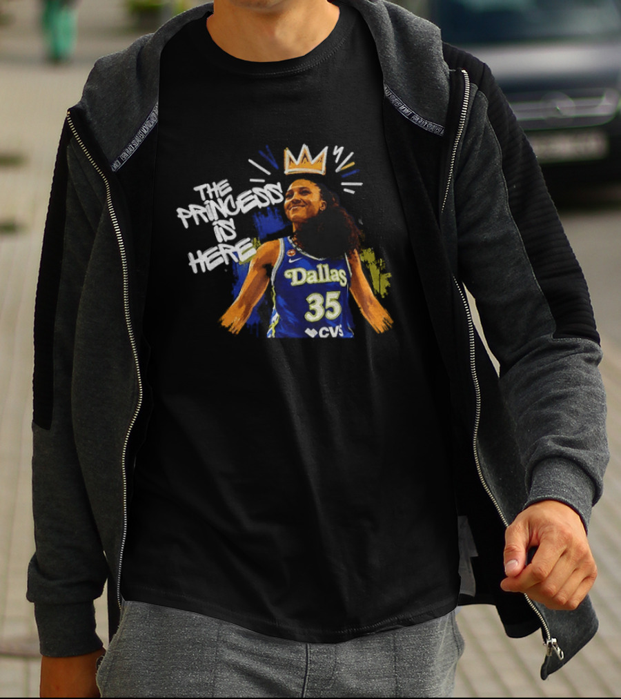 Azzi Fudd Dallas Wings The Princess Is Here Basketball Player 35 T-Shirt