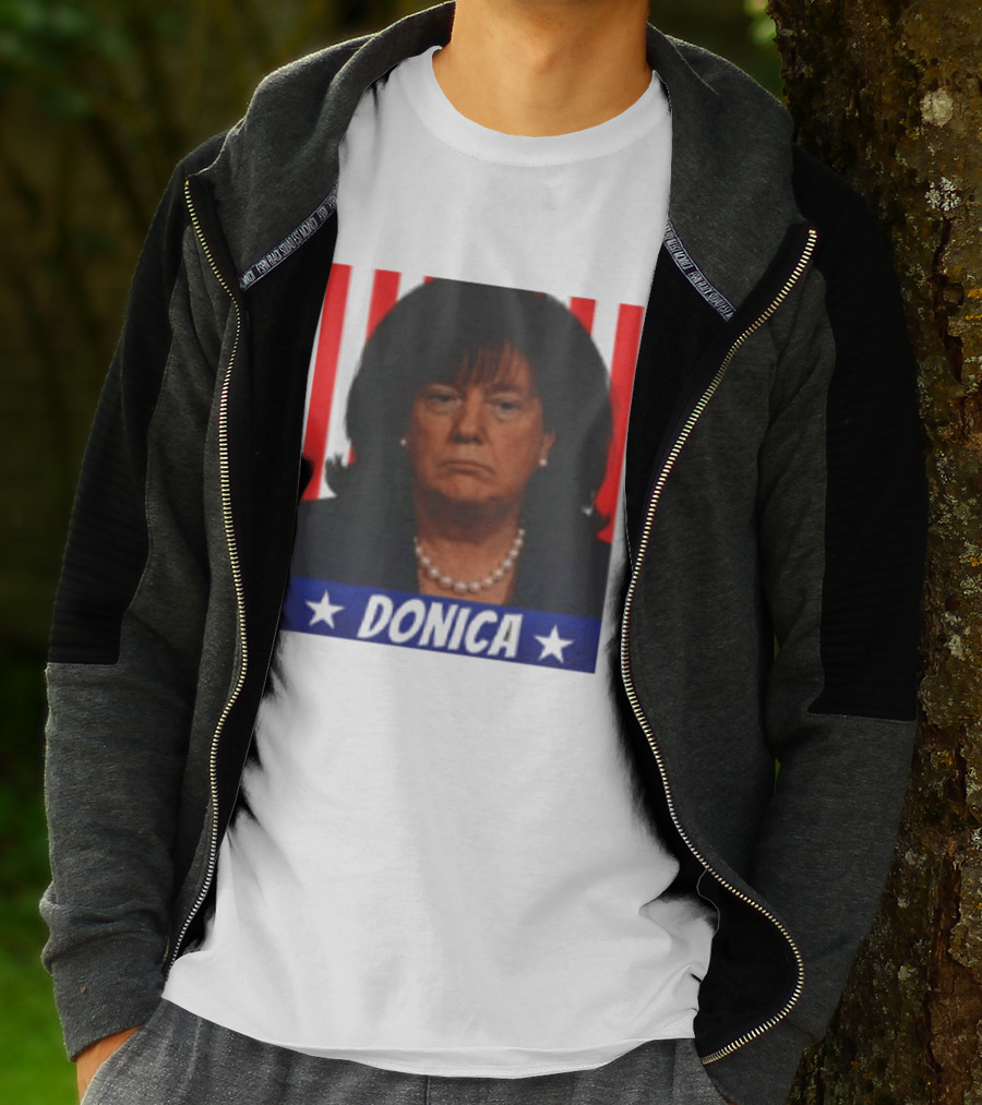 Donica Lewinsky 2025 Campaign Style Stars Red Stripes T-Shirt
