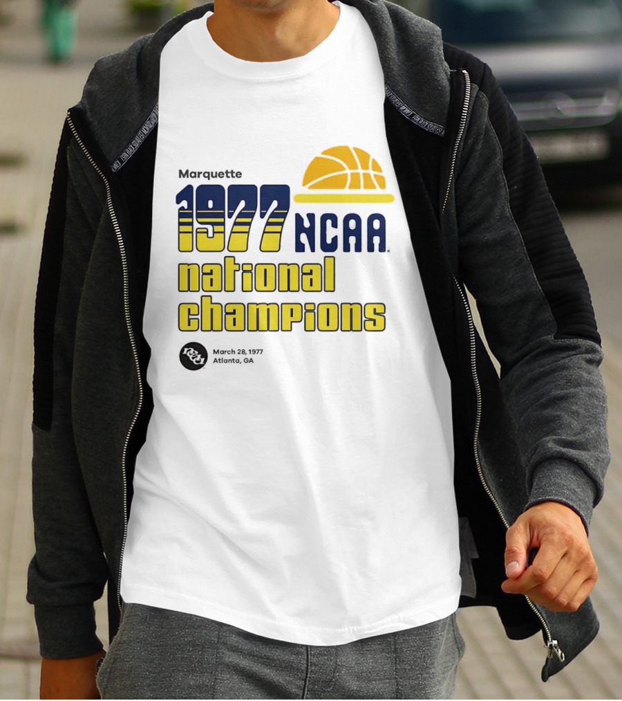 Marquette 1977 NCAA National Champions Basketball March 28_ASTRO_NY T-Shirt