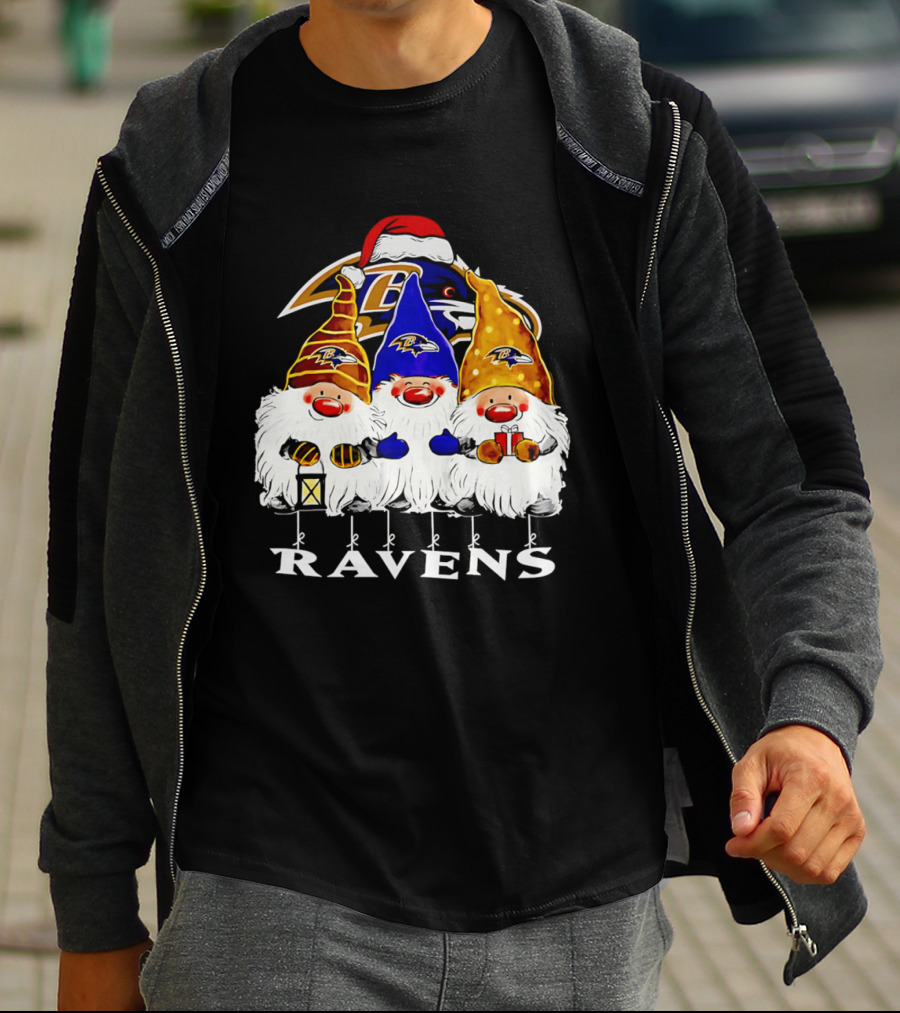 Gnomes Baltimore Ravens Christmas T-Shirt