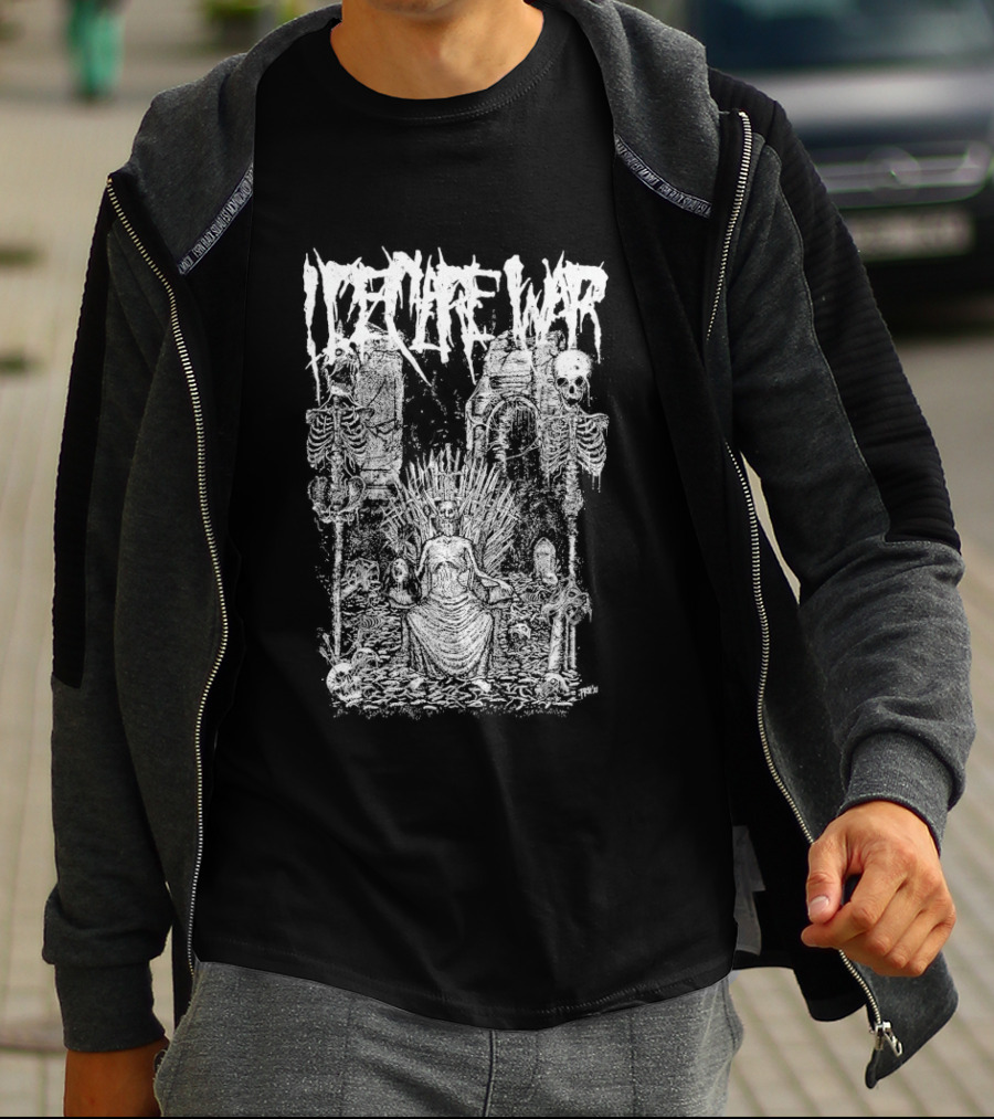 I Declare War Throne Skeleton Warriors Medieval Battle Scene T-Shirt