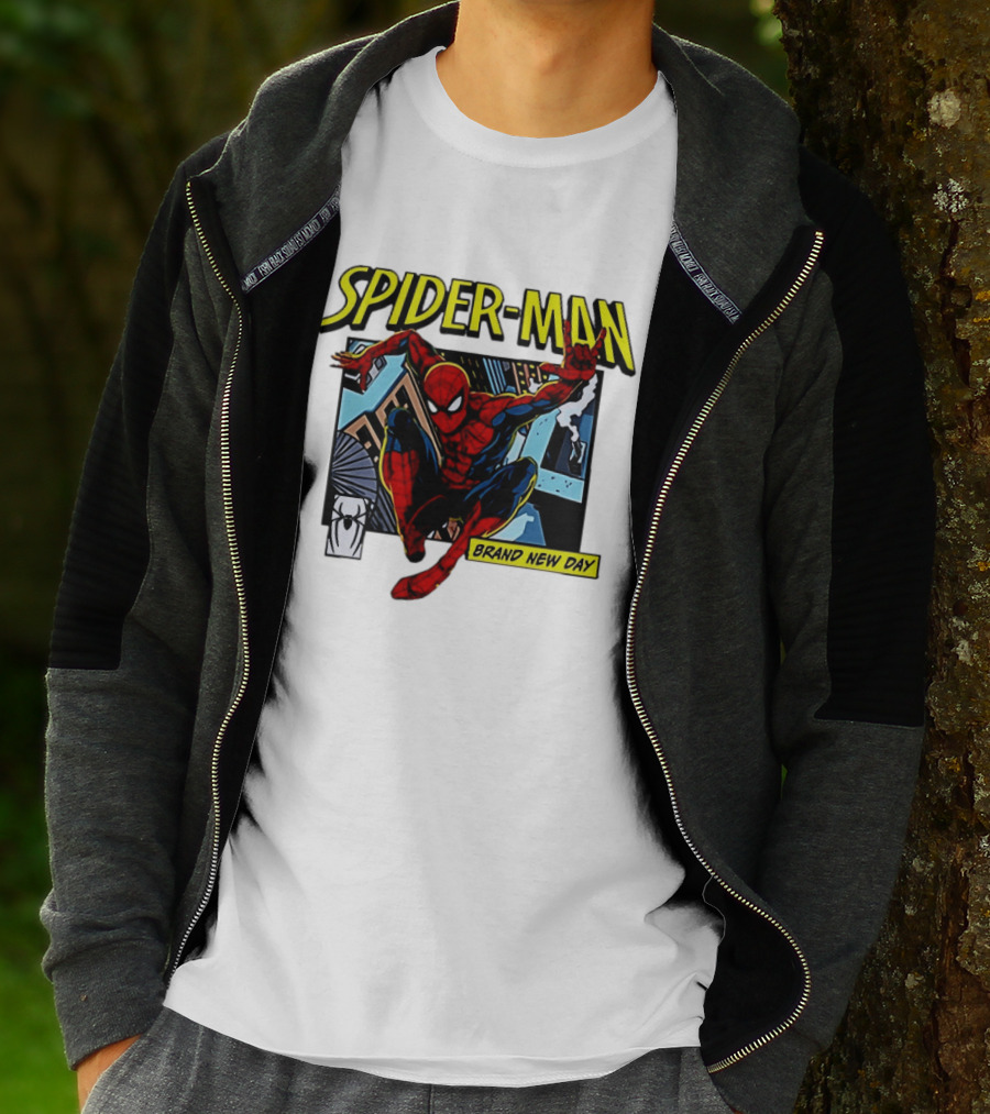 Spider Man Brand New Day Iconic Comic Style Swinging Action T-Shirt