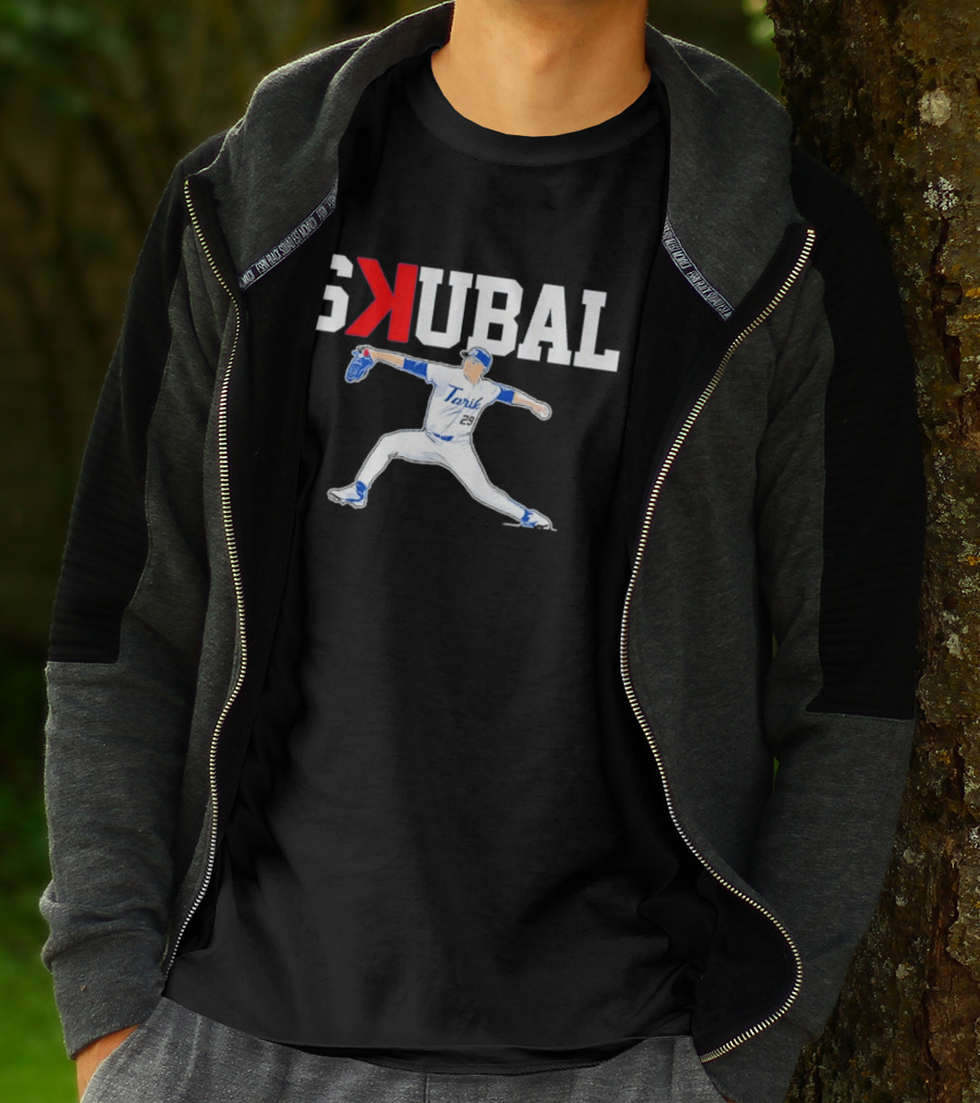 Tarik Skubal Pitching Pose Los Angeles Dodgers T-Shirt