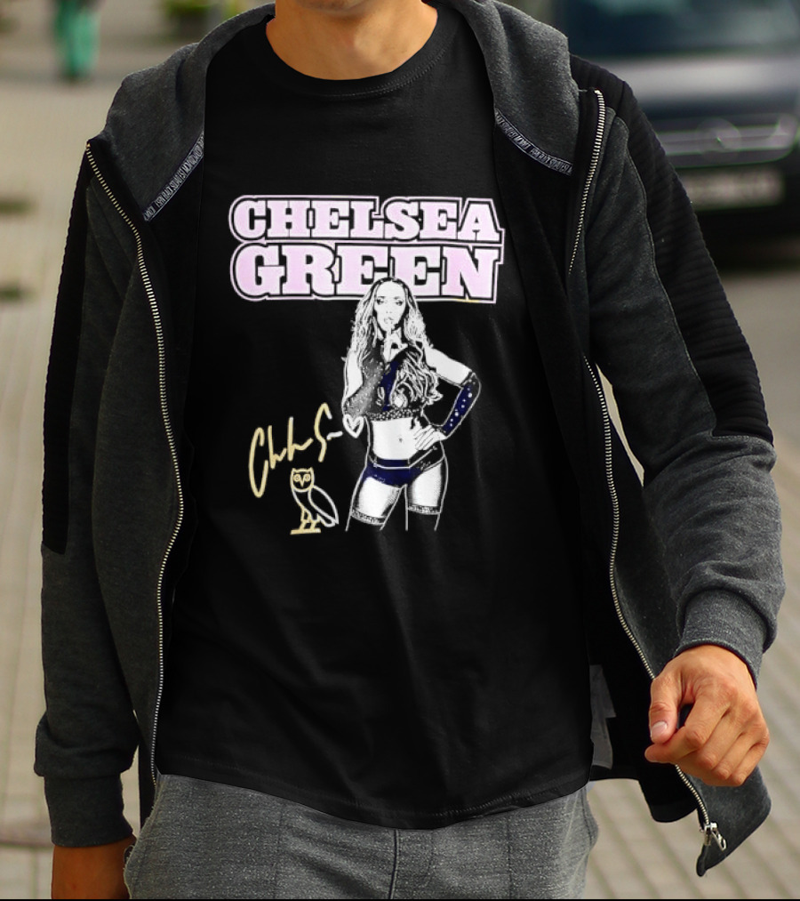 Chelsea Green Wrestling Owl Gesture Signature T-Shirt