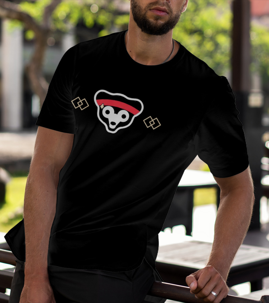 Cubs Race To Wrigley Bear Headband T-Shirt