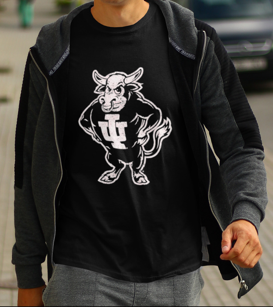 Indiana Hoosiers NCAA Vintage Style Distressed Muscular Bull T-Shirt