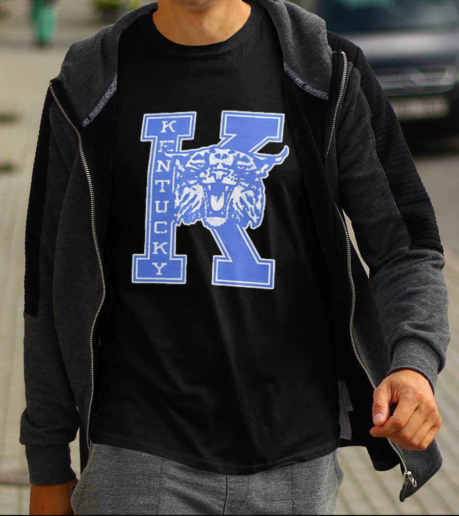 Kentucky Wildcats NCAA Distressed Block Letter K Wildcats Head T-Shirt