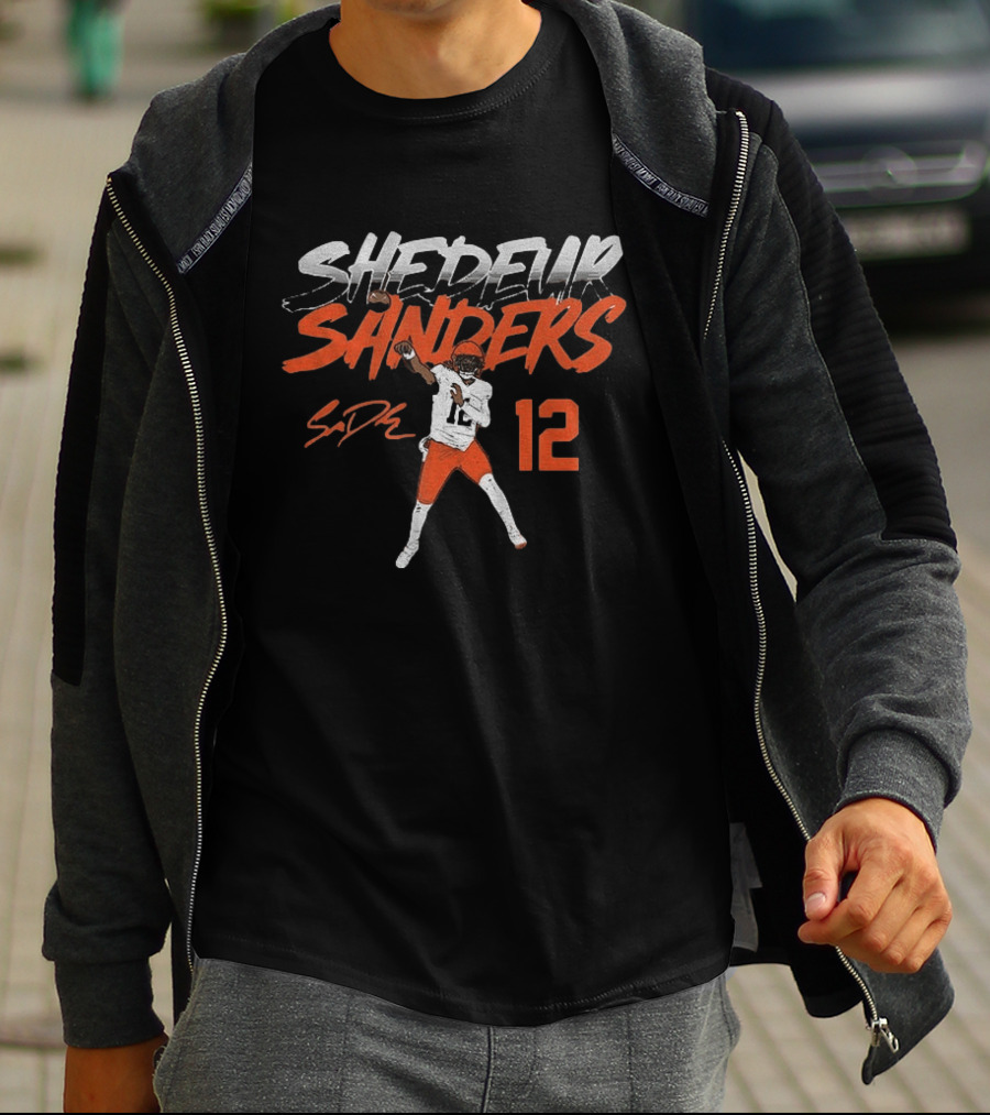 Shedeur Sanders Football Pose Number 12 Cleveland Player T-Shirt