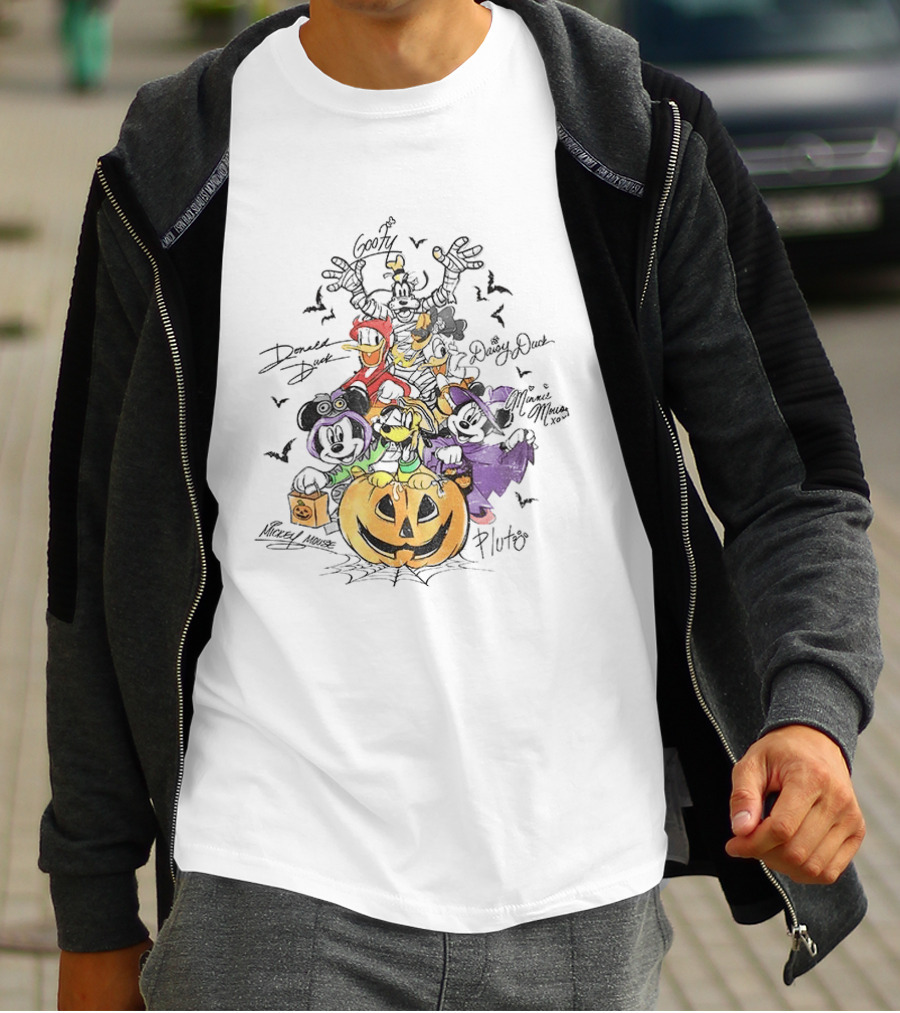 Mickey Minnie Donald Goofy Pluto Daisy Halloween Pumpkin Costume Bash T-Shirt