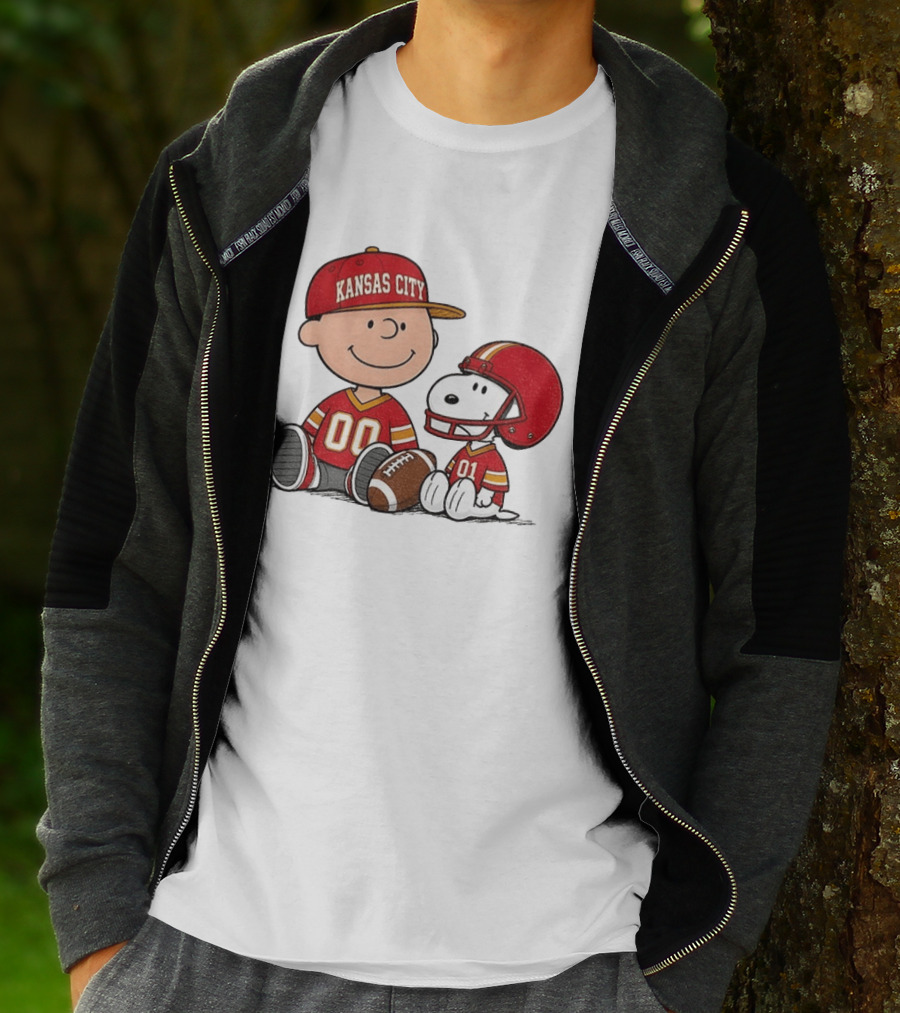 Kansas City Football With Charlie Brown And Snoopy Players T-Shirt