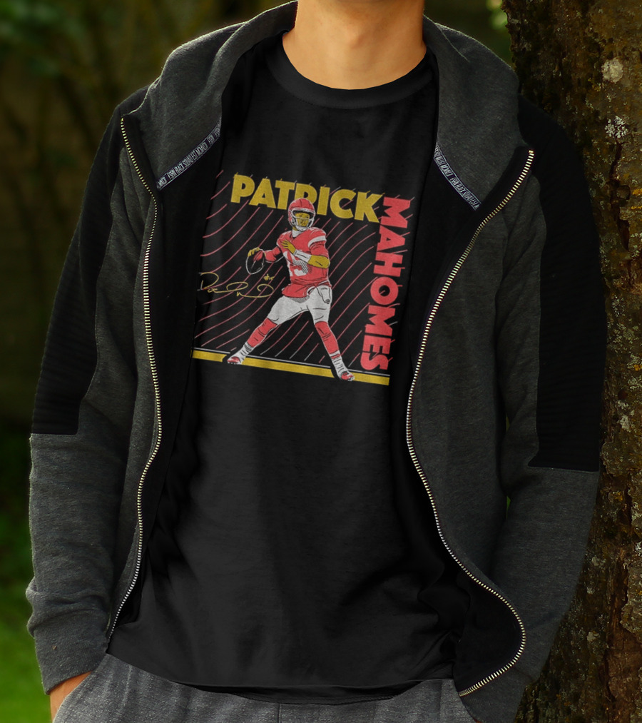 Patrick Mahomes Kansas City Chiefs Football Player Signature T-Shirt
