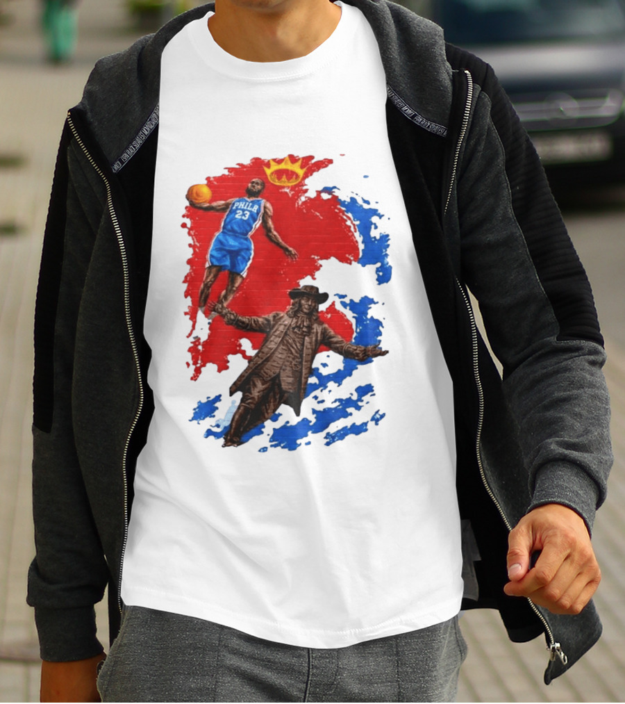 LeBron James Philadelphia Crown Mural Art In Chinatown T-Shirt