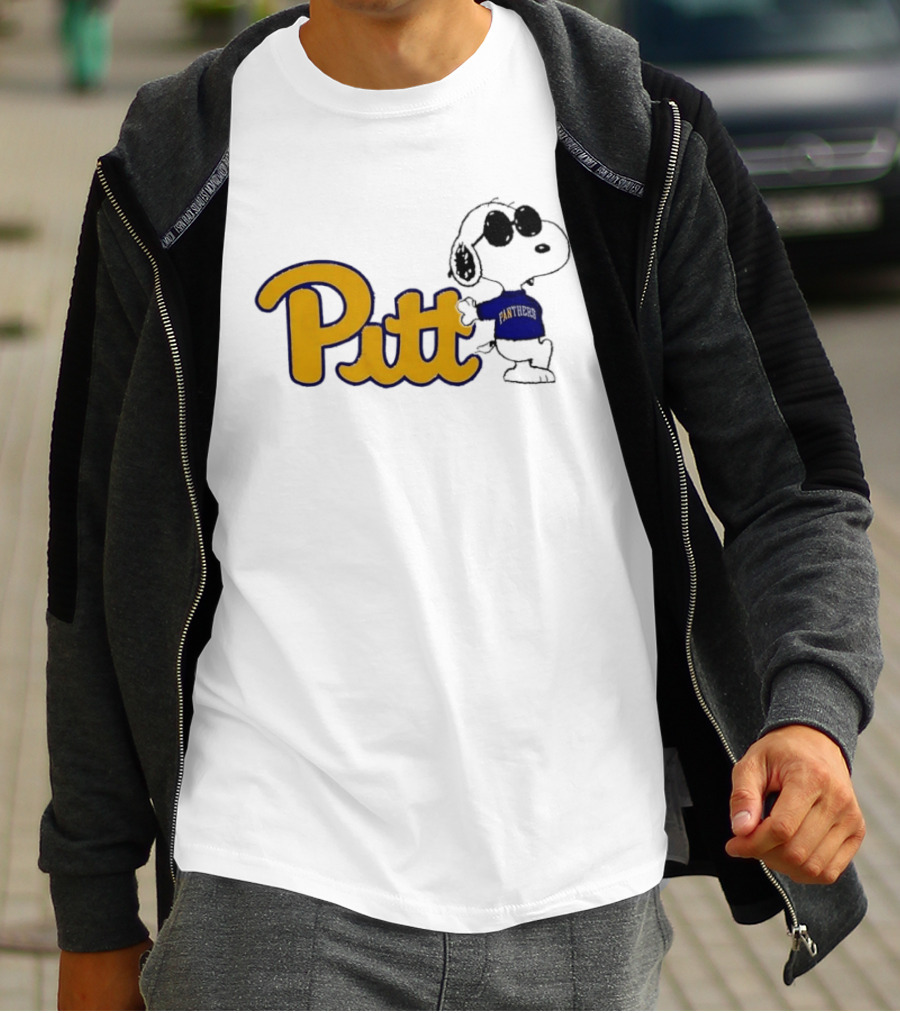 Pittsburgh Panthers NCAA Pitt Snoopy Sunglasses Cartoon T-Shirt