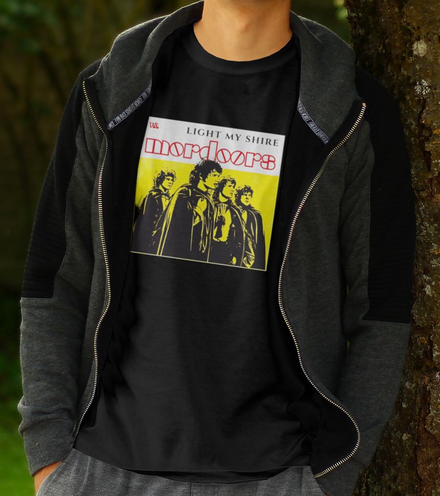 The Light My Shire Mordoors Four Hobbits Cloaks Yellow T-Shirt