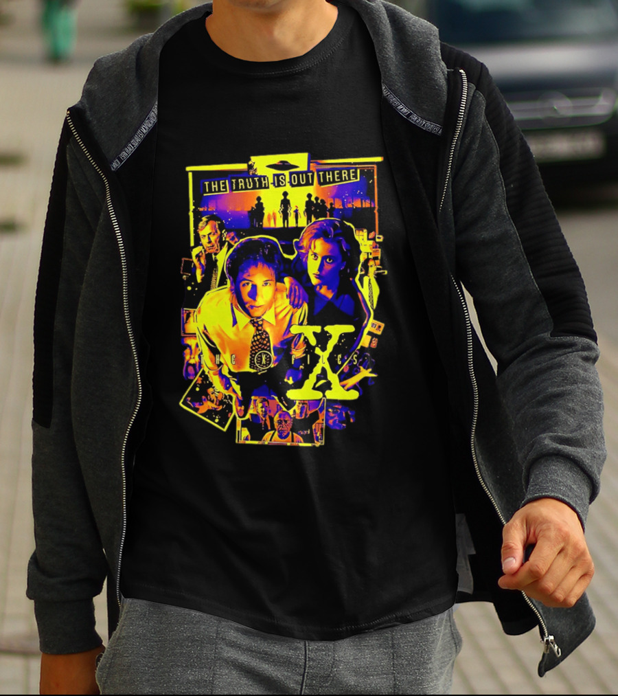 The Truth Is Out There The X Files Mulder Scully 90s TV Series T-Shirt
