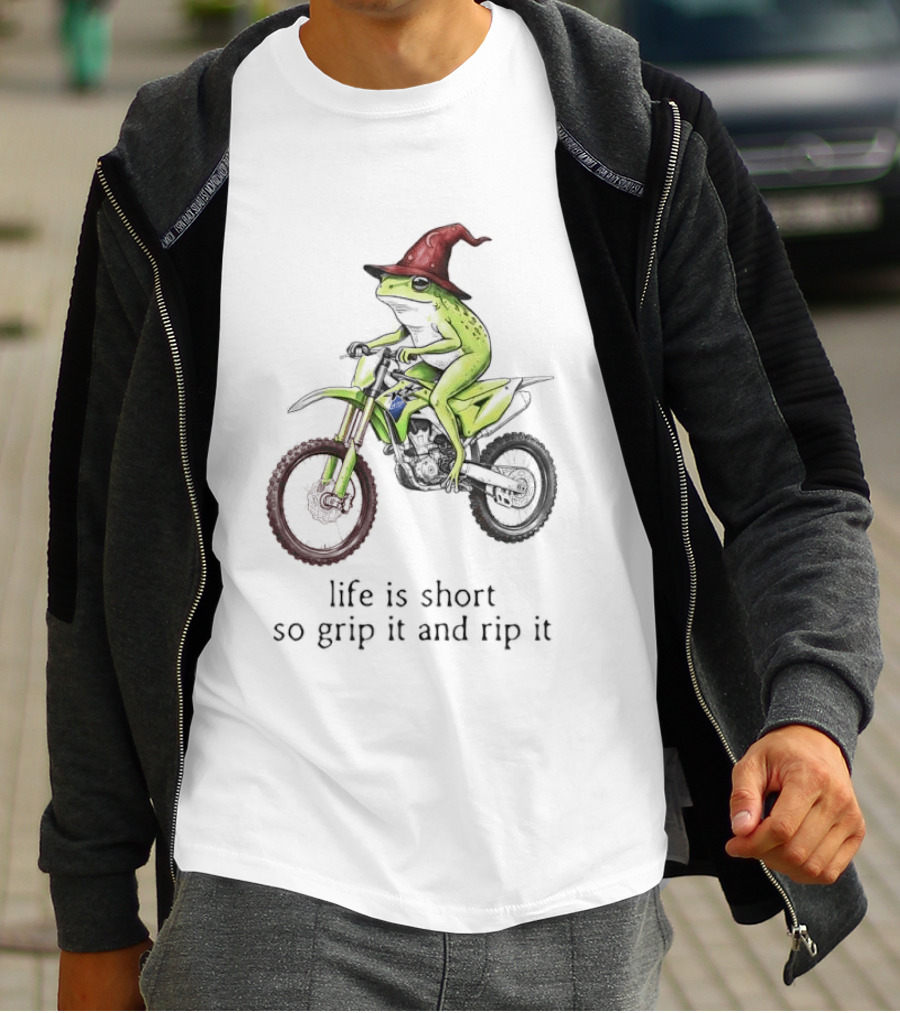 Life Is Short So Grip It And Rip It Frog Red Wizard Hat Green Dirt Bike Adventure T-Shirt