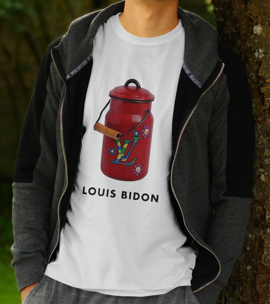 Louis Bidon Milk Jug Red Enamel Rainbow Monogram Flowers T-Shirt