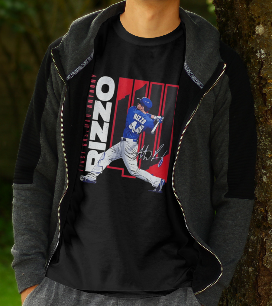 First Baseman Anthony Rizzo Swinging Action 44 Distressed T-Shirt
