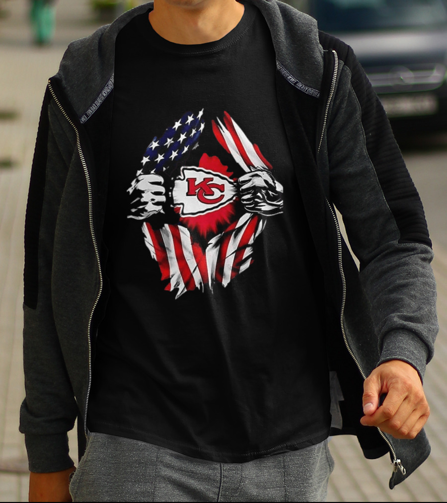 Kansas City Chiefs Superman American Flag Ripped T-Shirt