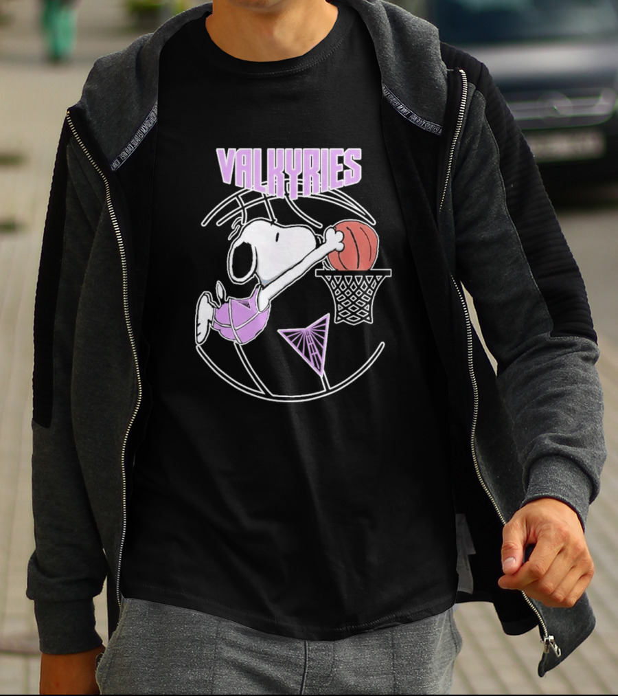 Snoopy Valkyries Basketball Dunk WNBA Golden State T-Shirt
