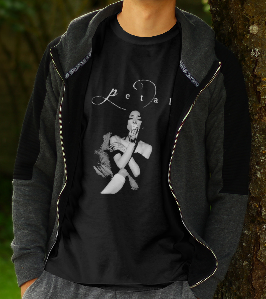 Petal Script Ariana Grande T-Shirt