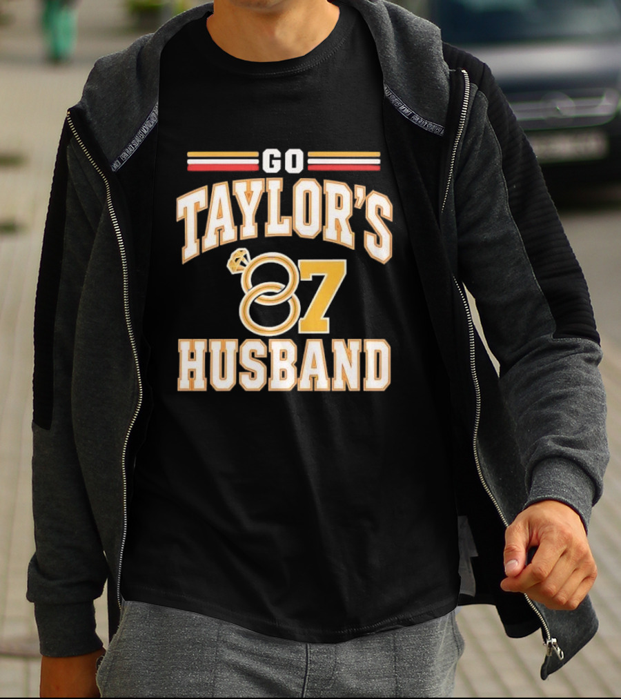 Go Taylor's 87 Husband Interlocking Engagement Rings Diamond T-Shirt