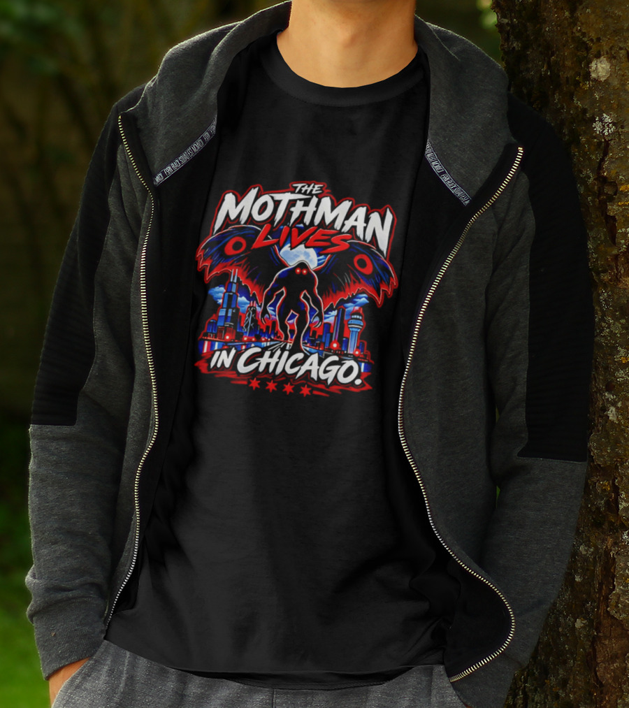 The Mothman Lives In Chicago Urban Legend Skyline Paranormal Mythology T-Shirt