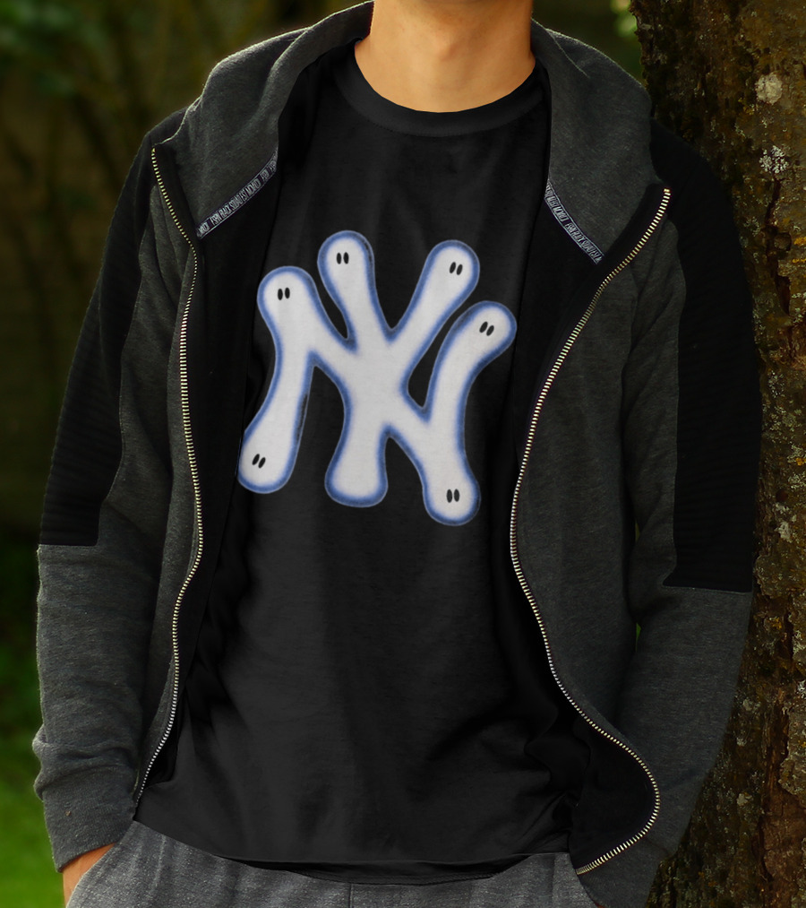 NY Yankees Wash Ghost Airbrush Logo Ghostly NY Yankees T-Shirt
