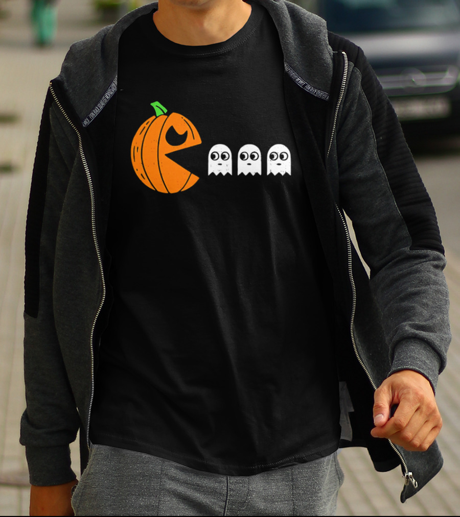 Halloween Pumpkin Pac Man Chasing White Ghosts Distressed Cartoon T-Shirt