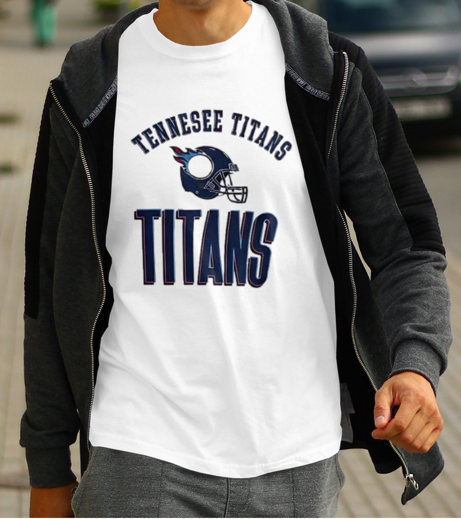 Tennessee Titans Everyone Es Women's Sports Titans Helmet T-Shirt