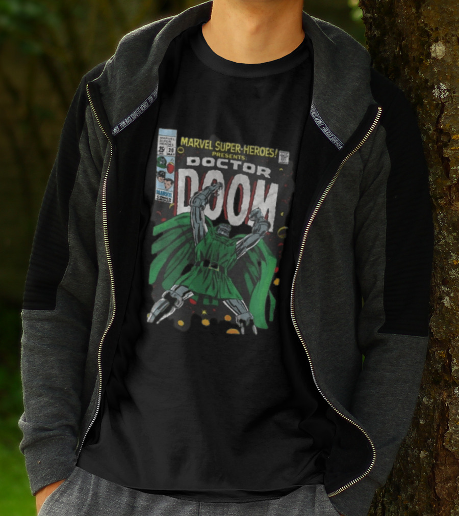 Marvel Super Heroes Presents Doctor Doom Comic Cover T-Shirt
