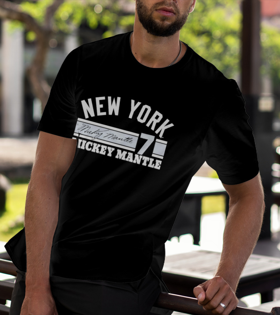 New York Mickey Mantle Distressed Number 7 Retro Sports T-Shirt