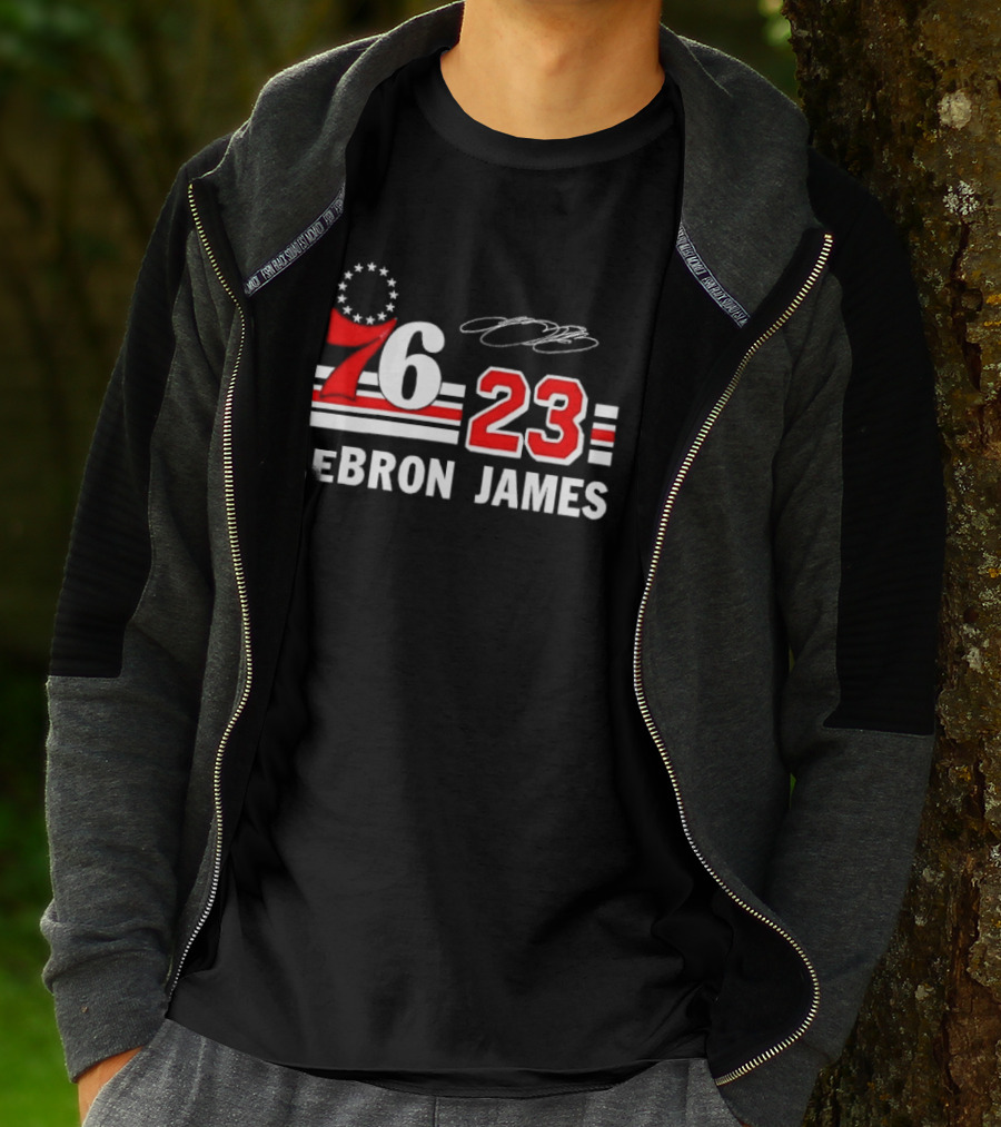 Philadelphia 76 23 Lebron James Red White Stripes Distressed T-Shirt