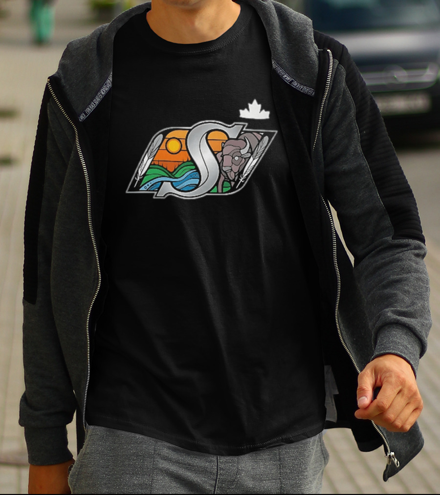 Saskatchewan Roughriders 2025 Indigenous Heritage Special Buffalo Sunrise Feather River T-Shirt