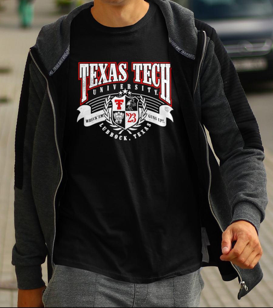 Texas Tech University Red Raiders Crest Lubbock Texas '23 T-Shirt