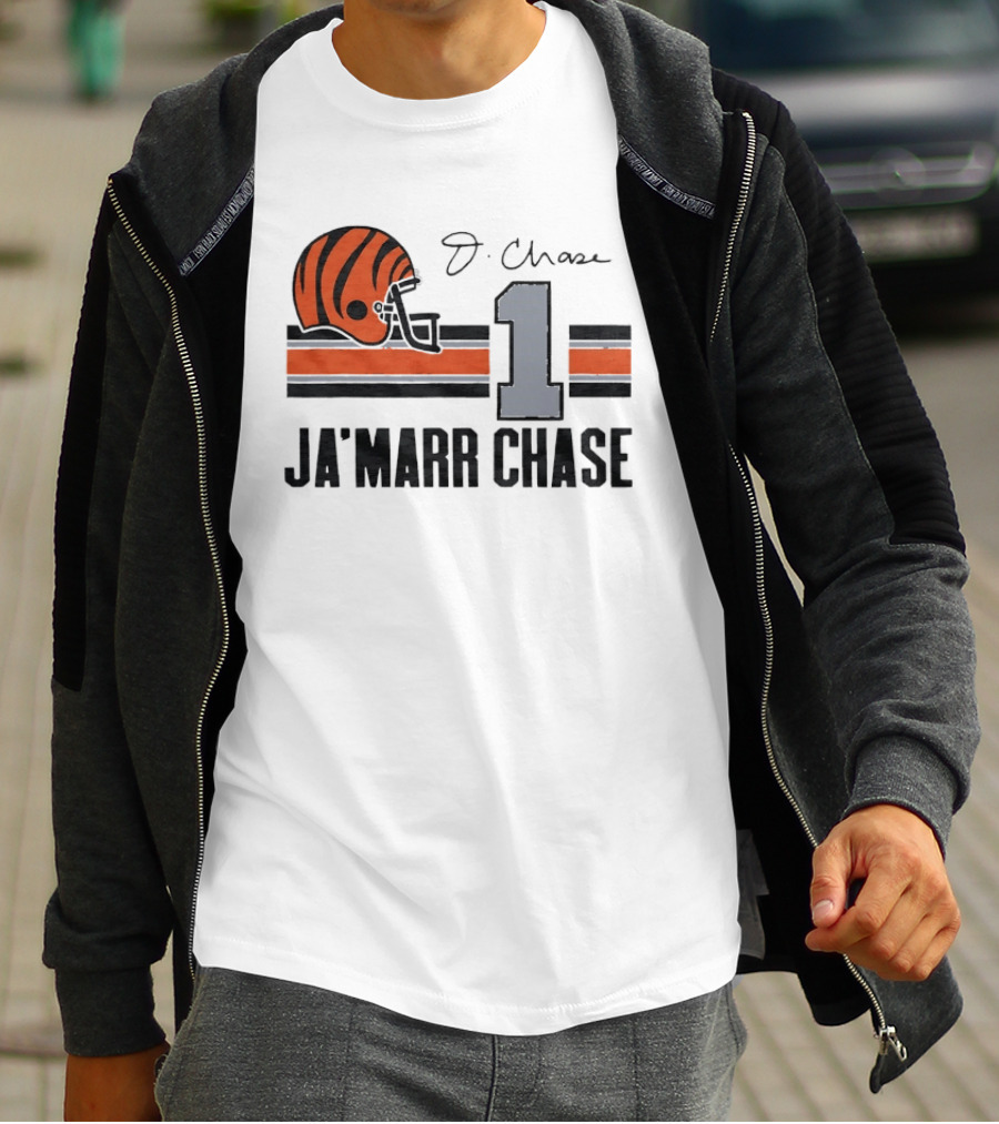 Cincinnati Bengals Ja'Marr Chase Helmet 1 J Signature Stripes Wood Texture T-Shirt