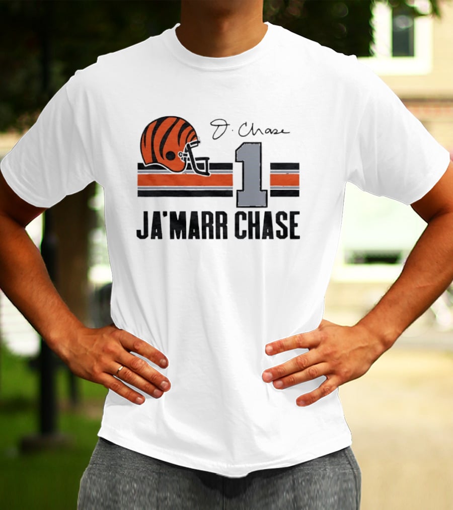 Cincinnati Bengals Ja'Marr Chase Helmet 1 J Signature Stripes Wood Texture T-Shirt