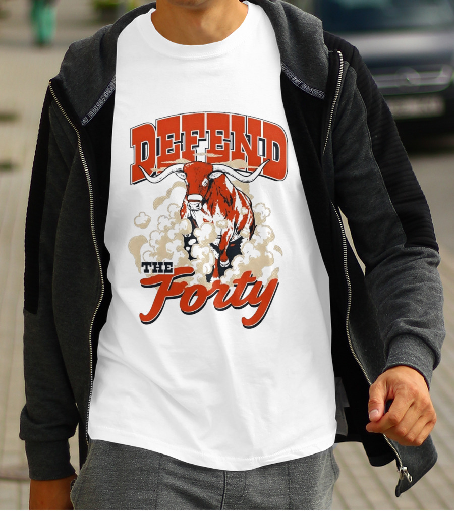 Defend The Forty Longhorn Bull Dust Clouds Halftone T-Shirt