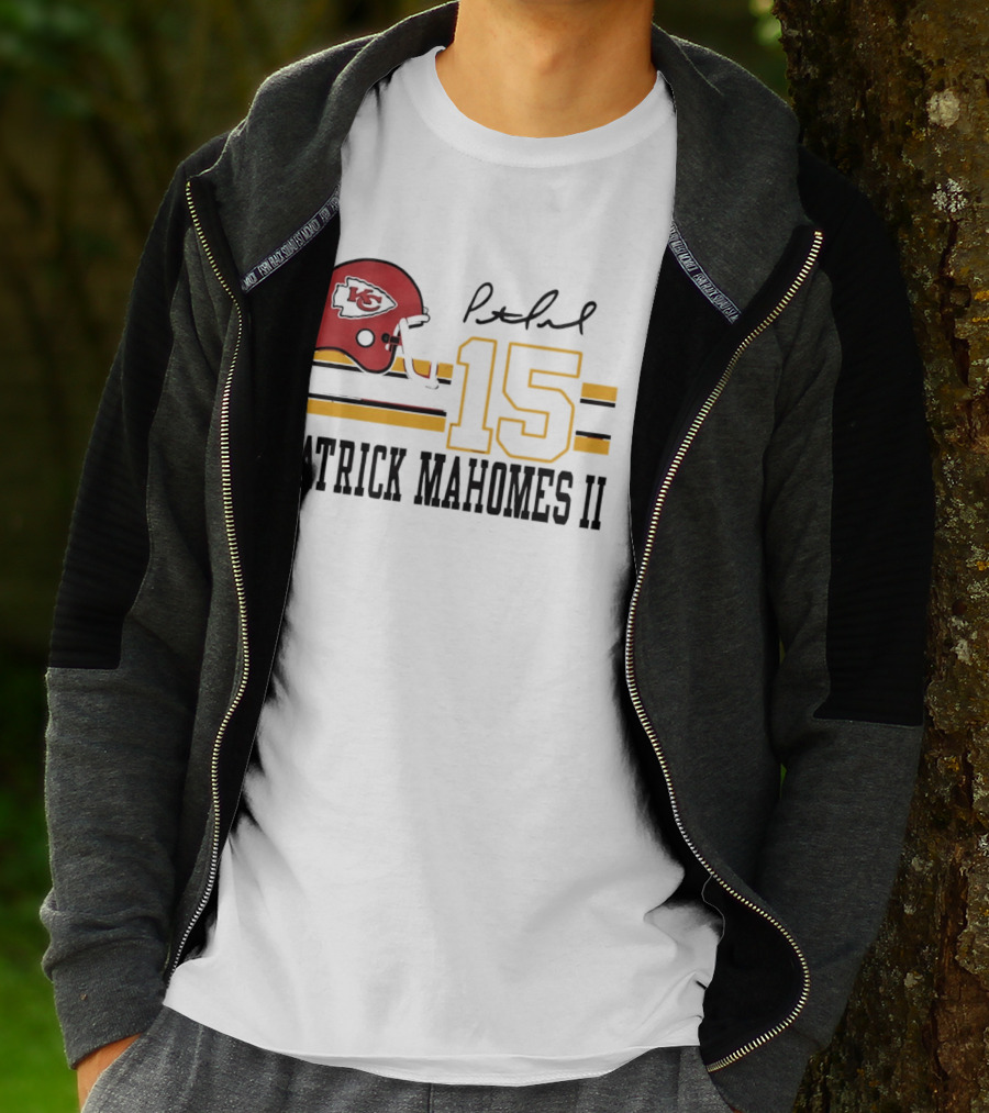 Kansas City Chiefs Patrick Mahomes II Number 15 Signature Football Helmet Stripes T-Shirt