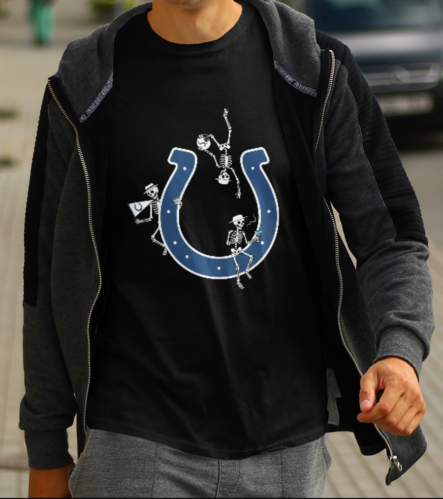Indianapolis Colts Skeletons Celebrating With Hats And Drink By Horseshoe T-Shirt