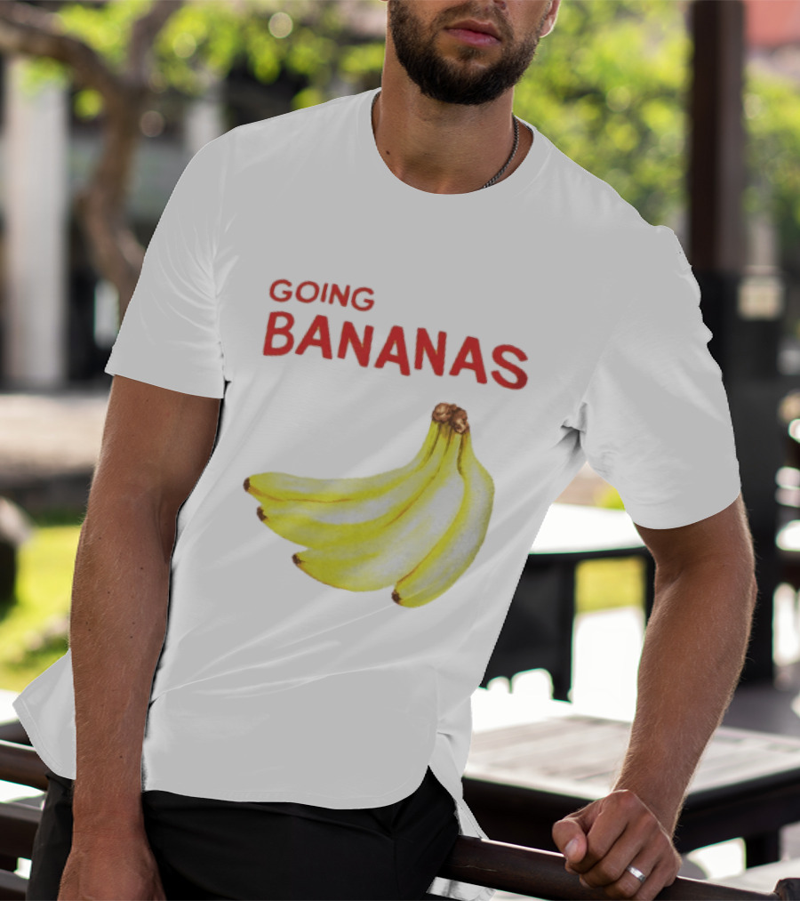 Going Bananas Funny Yellow Fruit Pun T-Shirt