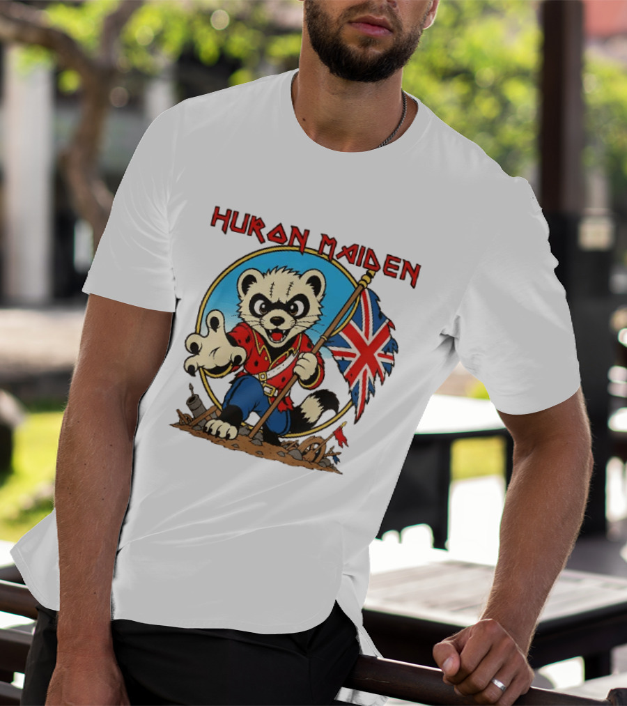 Huron Maiden Ferret Holding British Union Jack Flag T-Shirt