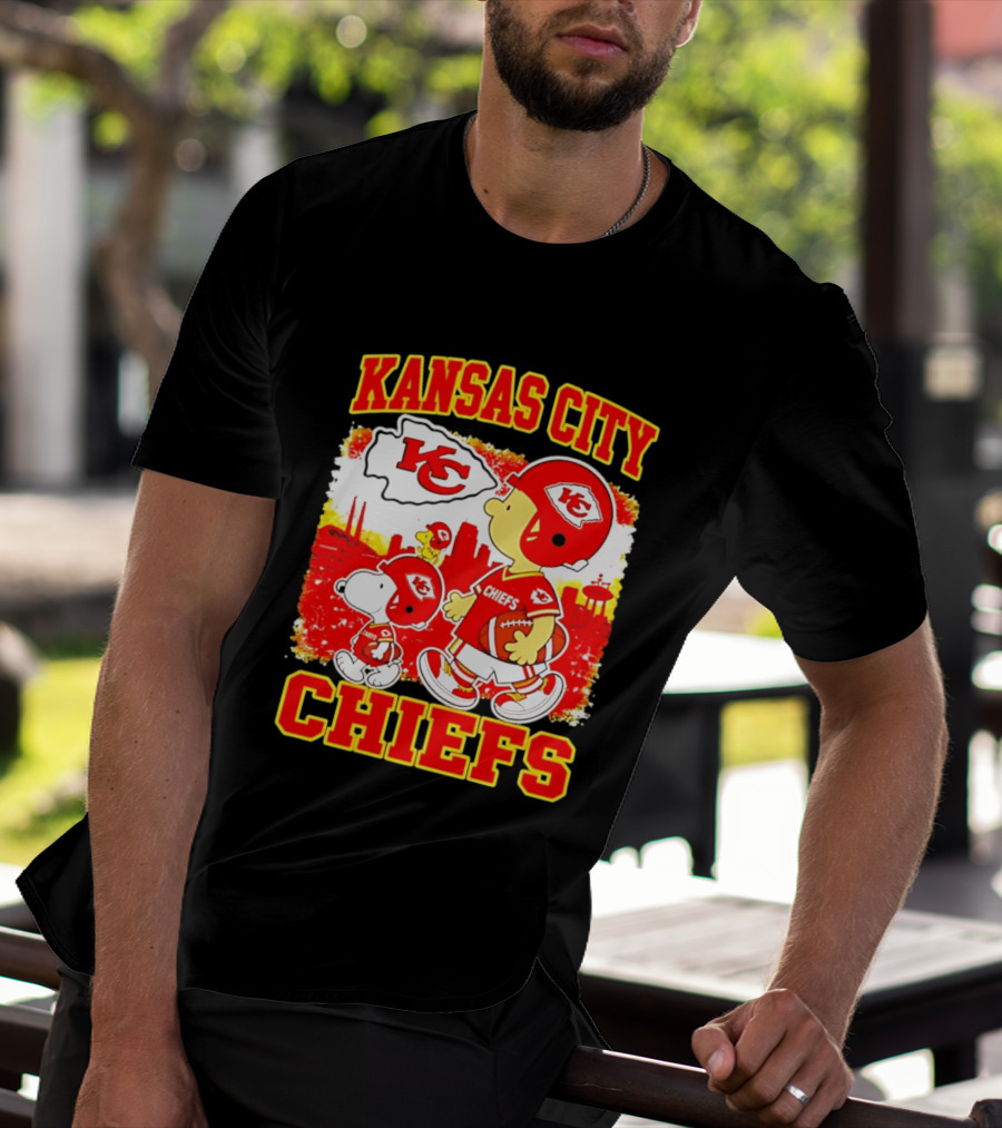 Kansas City Chiefs Snoopy Woodstock Skyline Football 2026 T-Shirt