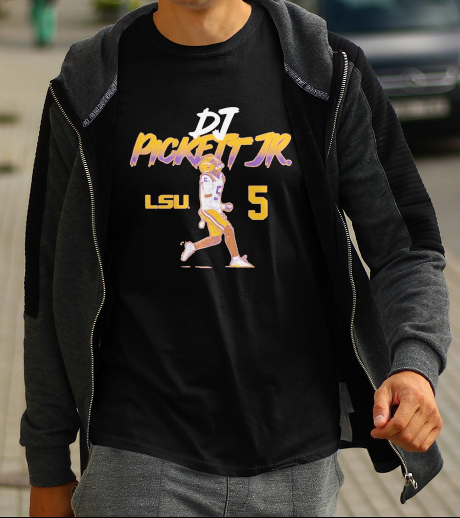 DJ Pickett Jr. LSU Tigers 5 Football Pose T-Shirt